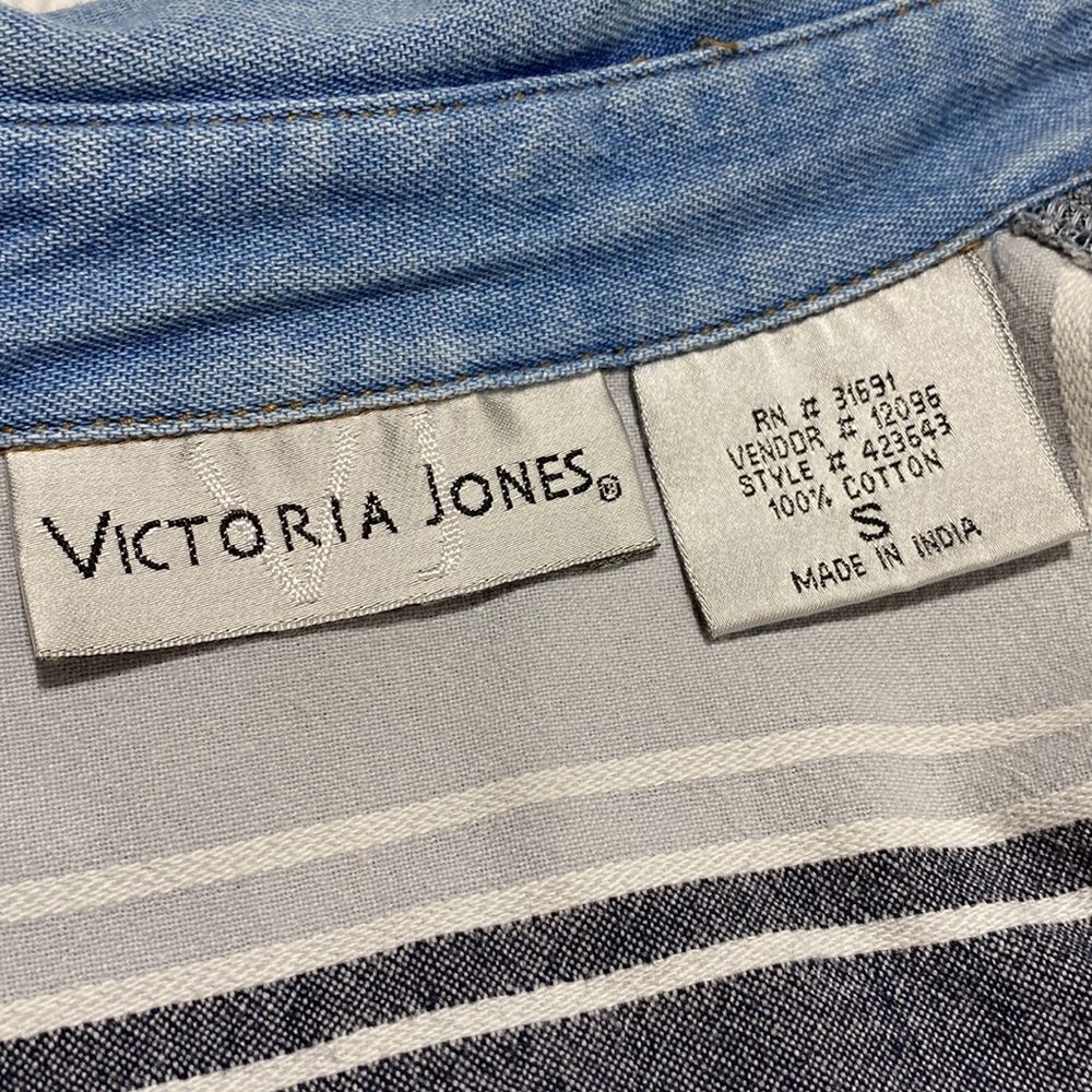 NWOT Victoria Jones Denim and Plaid Shirt Jacket - Picture 8 of 8